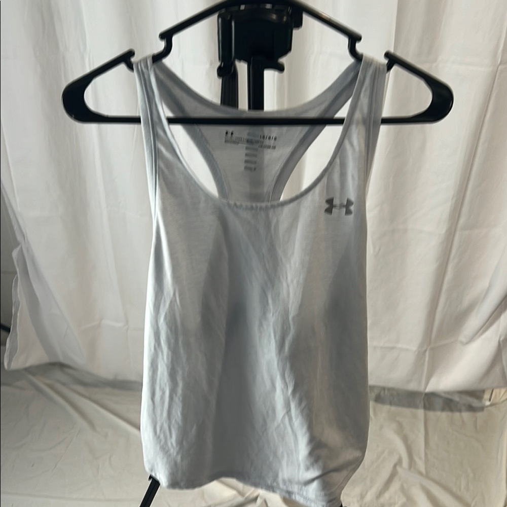 Under Armour Blue Fitted Sleeveless Tank Top with Ribbed Design